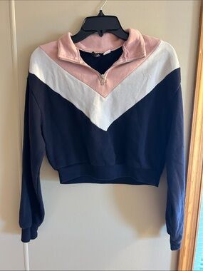 Divided Navy, White & Pink Chevron Quarter-Zip Crop Top